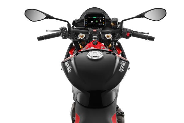 2025 Aprilia Tuono 660 Factory - cockpit