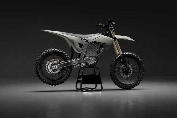 Dust Moto Hightail