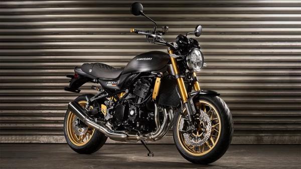 Kawasaki Z900 RS 50th Anniversary Edition