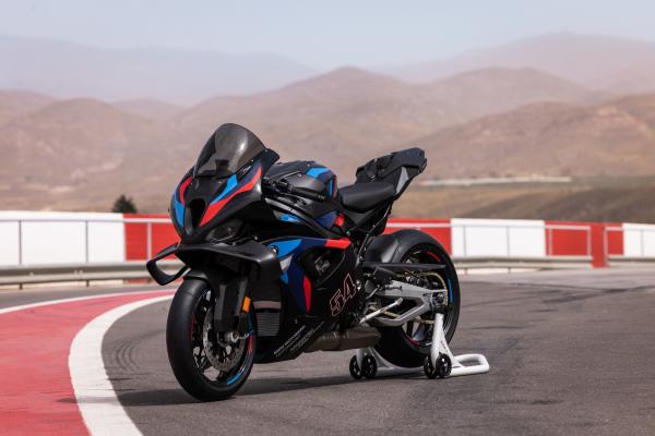 The 2025 BMW M1000 RR road bike