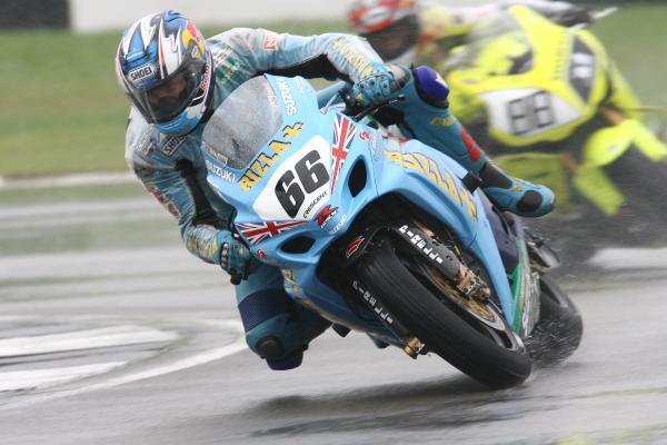 Tom Sykes - Rizla Suzuki 1200