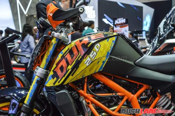 Thai KTM Duke 250 special edition