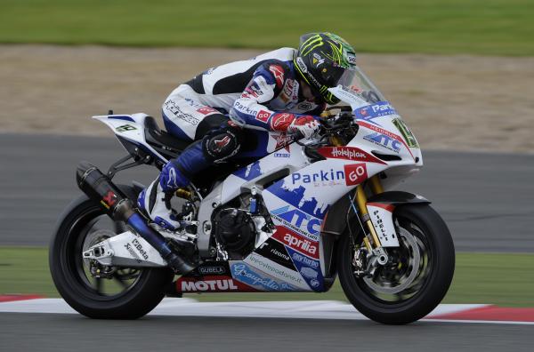 Chaz Davies - ParkinGO Aprilia