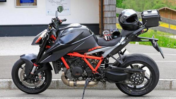 KTM 1290 Super Duke R