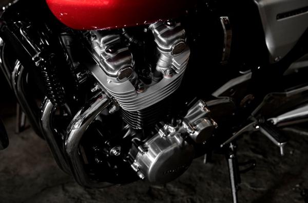 Honda CB1100 engine