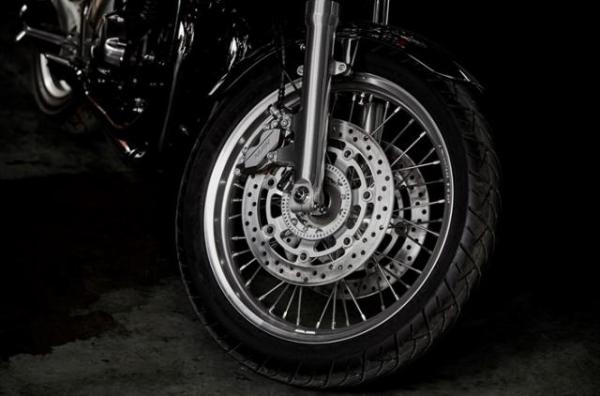 Honda CB1100 EX front brake