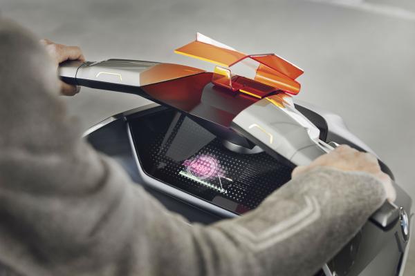 BMW's new 'Concept Link' scooter