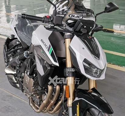 Benelli SRK600