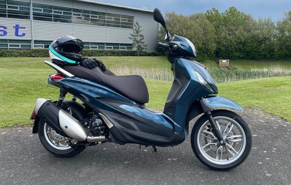 Piaggio Beverly 300 HPE 2021