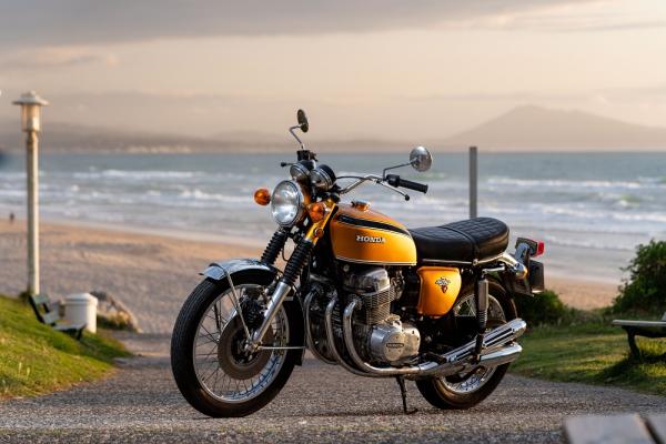 CB750 gold