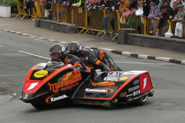 Dave Molyneux and Patrick Farrance in the 2012 TT