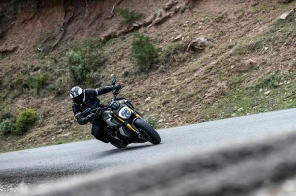 Ducati Diavel 1260S Review