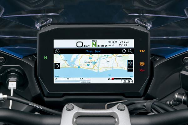 GSX-S1000GT TFT dash with mapping function on display