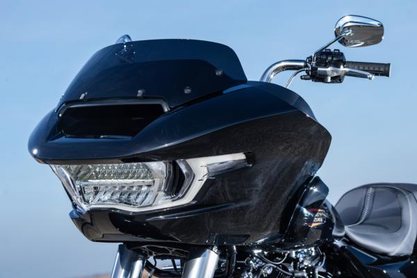 The shark nose fairing of the Harley-Davidson Road Glide