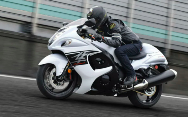 Suzuki GSX-1300R Hayabusa