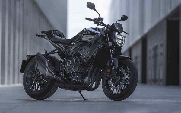 Honda CB1000R Black Edition.jpg