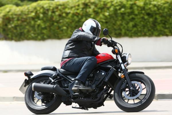 First ride: Honda CMX500 Rebel review and road test