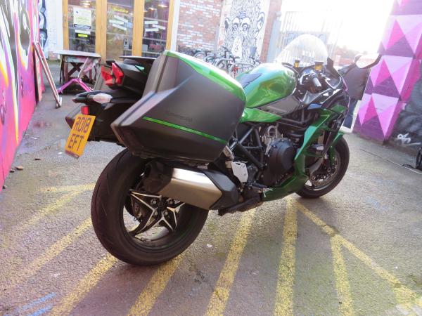 Kawasaki H2 SX SE Review