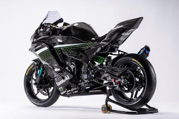 Kawasaki ZX25-R Race edition