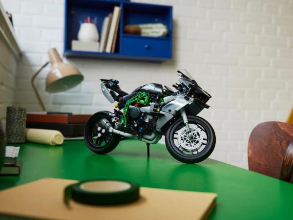 Lego Kawasaki Ninja H2R Already Sold Out