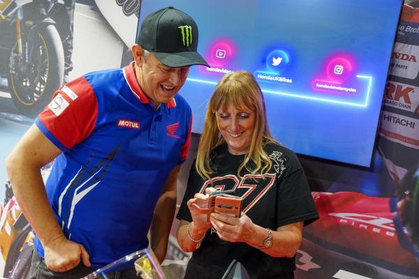 John McGuinness meeting a fan