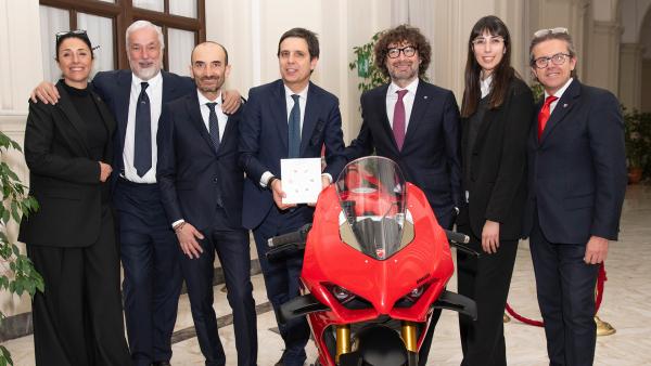 Ducati Honoured With a Commemorative Five Euro Coin