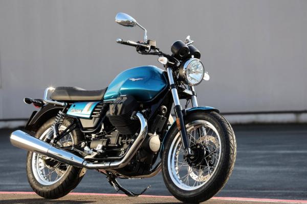 Moto Guzzi V7 III Special