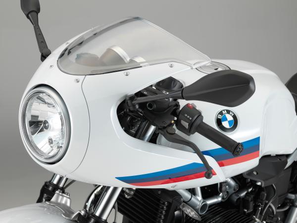 BMW reveals two new members of R nineT family