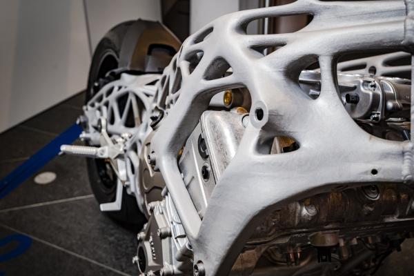 BMW reveal 3D-printed S1000RR chassis