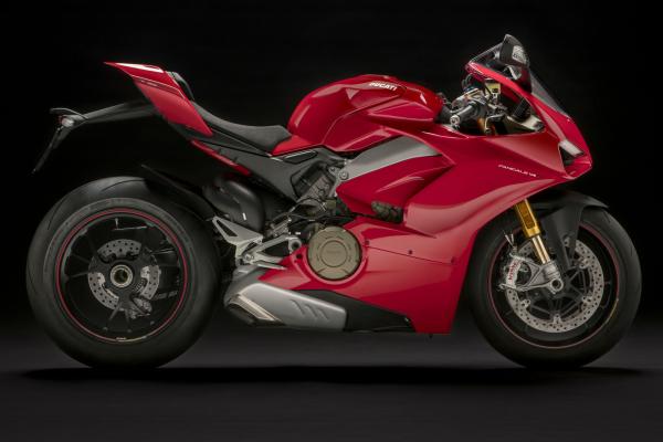 Ducati unveils Panigale V4 ahead of EICMA