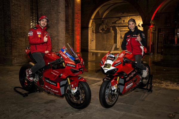 Ducati Panigale V4 2022 World Champion Replica bikes. - Ducati