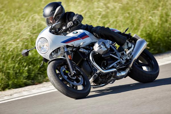 BMW reveals two new members of R nineT family