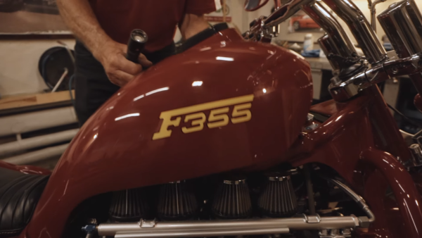 Ferrari F355 motorcycle. - Ligalis Film/YouTube