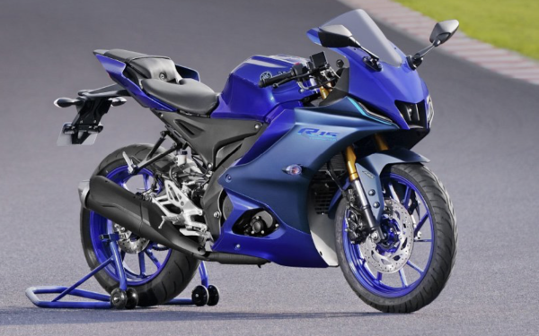 Yamaha R15