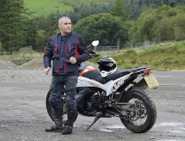 Toad Hancocks from Visordown on the test of the KTM 790 Adventure