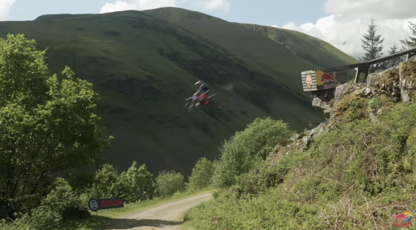 What is Faster Down Red Bull Hardline - Moto or MTB?