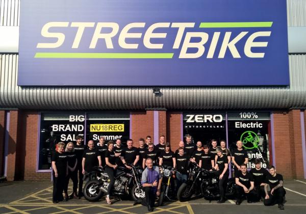 Streetbike Triumph dealer