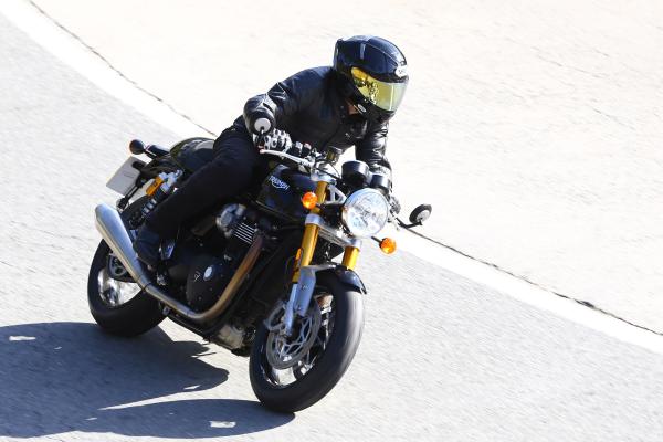 Triumph Thruxton RS Visordown Review