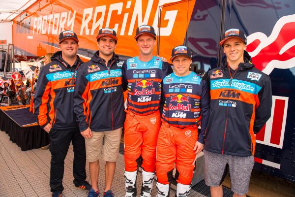 KTM unveils 450 SX-F Factory Edition and 2018 Supercross line-up