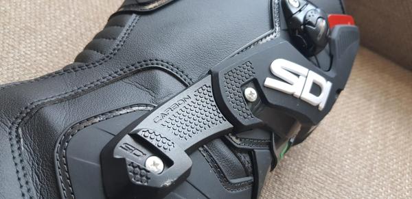 Sidi Vertigo 2 motorcycle boots 