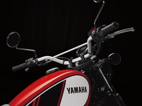 Yamaha SCR950 bars