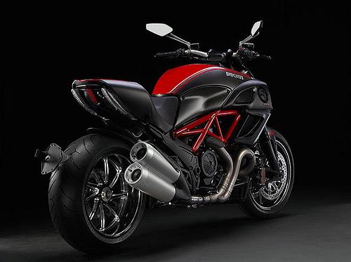 Ducati Diavel: first pictures emerge