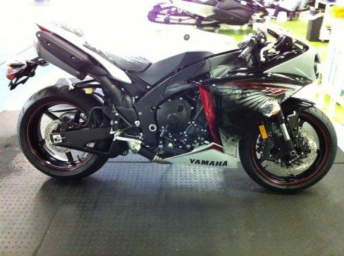 2012 Yamaha R1 leaked