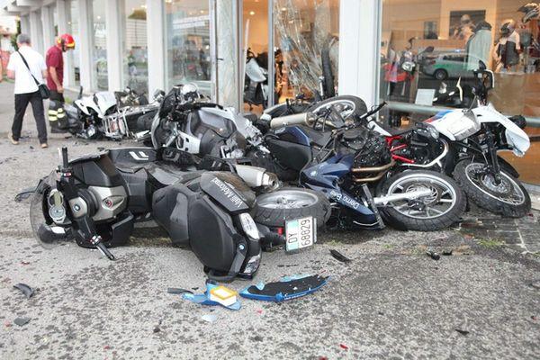 Lamborghini destroys bike dealership