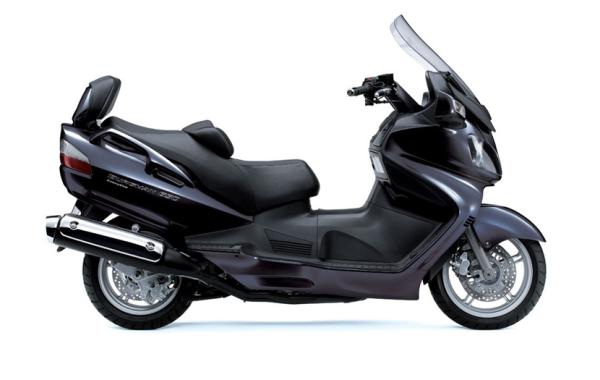 2013 Suzuki Burgman 650 Executive ABS review