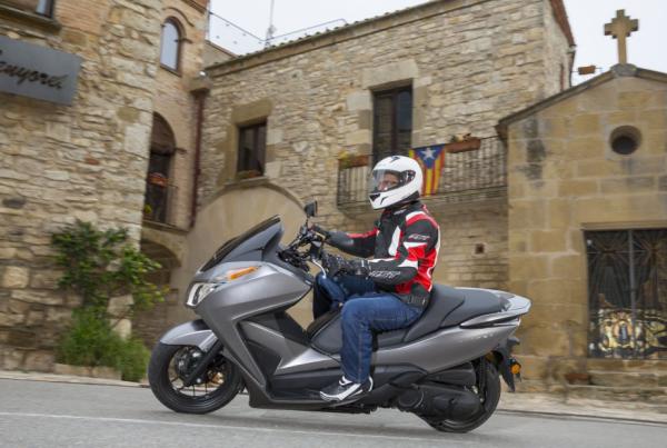 First ride: Honda NSS300 Forza review