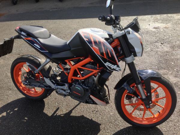 First ride: KTM Duke 390 review