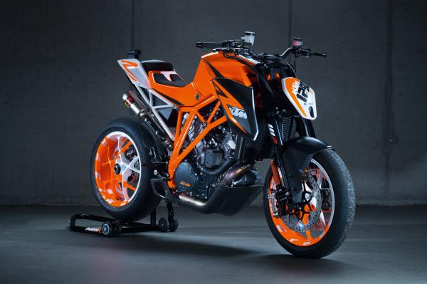 KTM Super Duke 1290 revealed