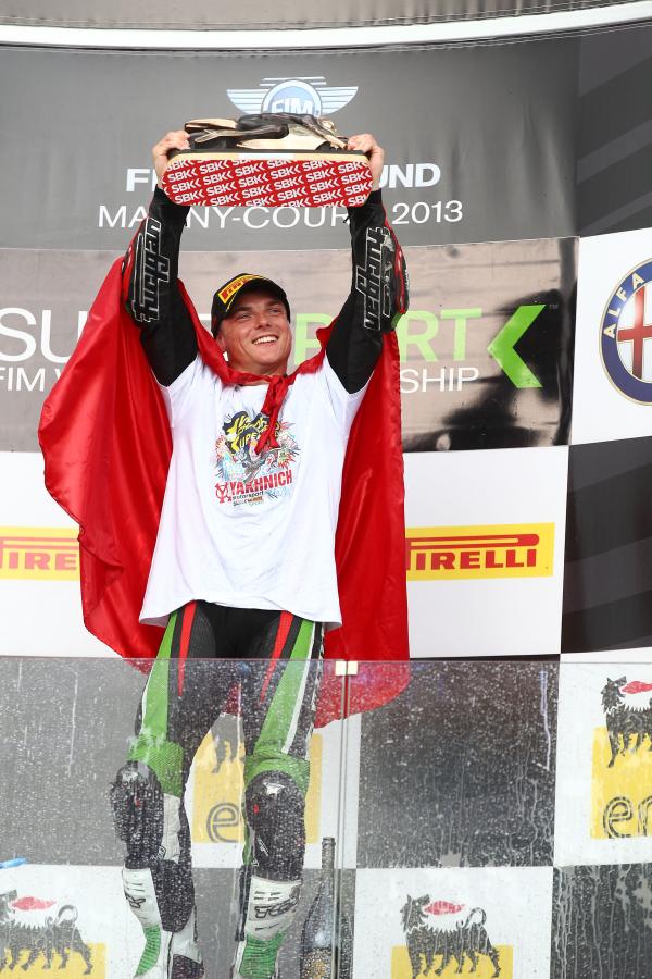 Sam Lowes becomes World Supersport Champion