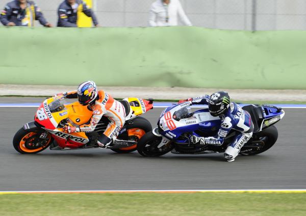 MotoGP 2013: Marquez vs Lorenzo in Valencia finale